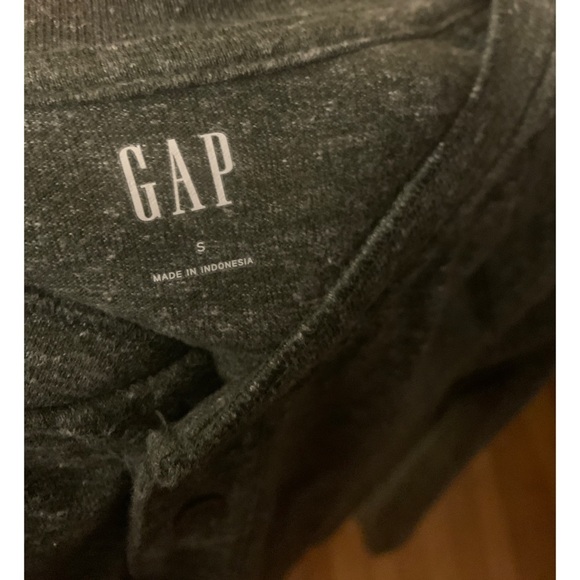 Gap Long Sleeve Henley Men Top Size Small - Picture 4 of 4